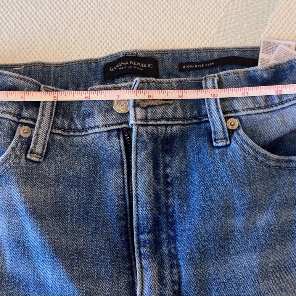 Banana Republic - women’s high rise slim Jeans - size 31 - Picture 6 of 11